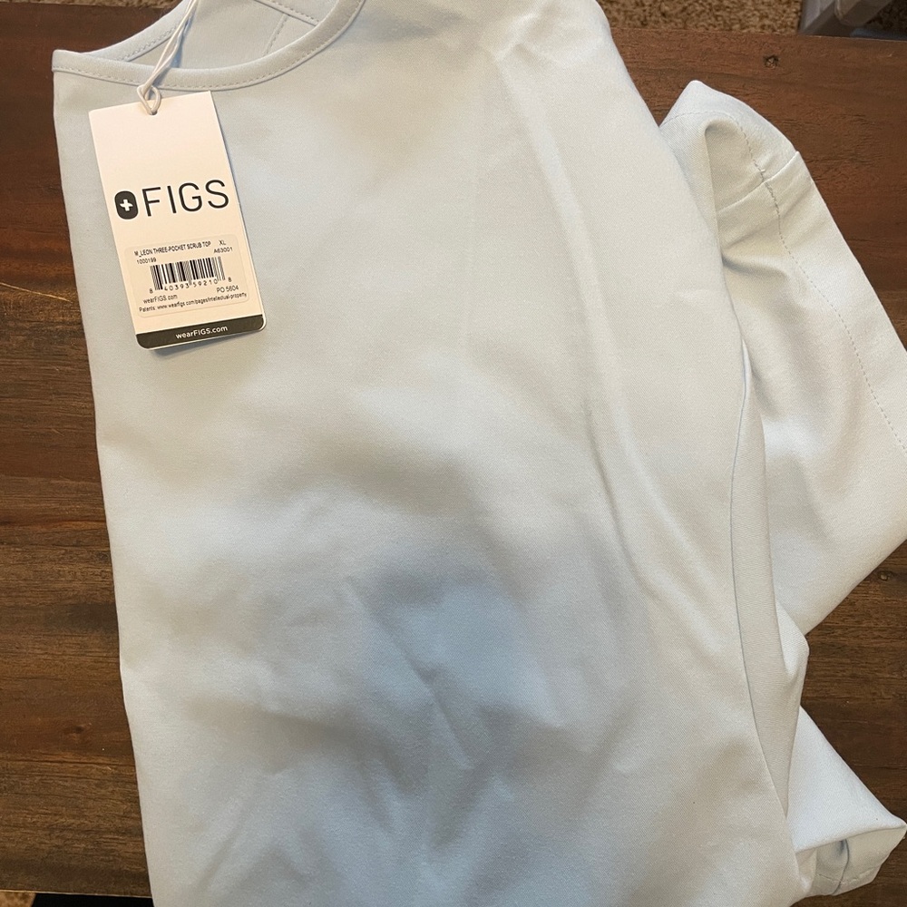 Figs Light Blue Scrub Set Men XL NWT